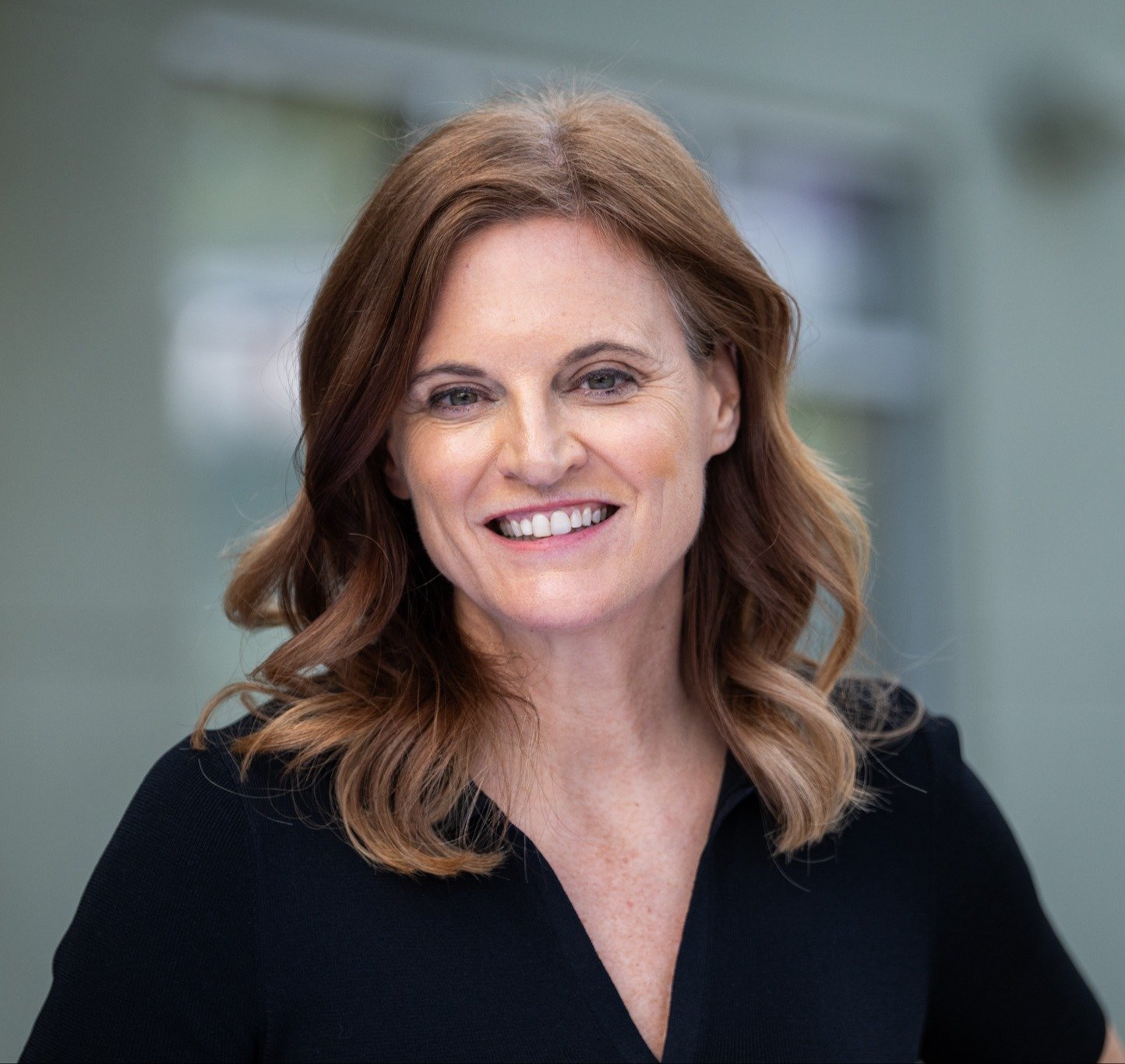 Kathleen NEW Midi Headshot Color